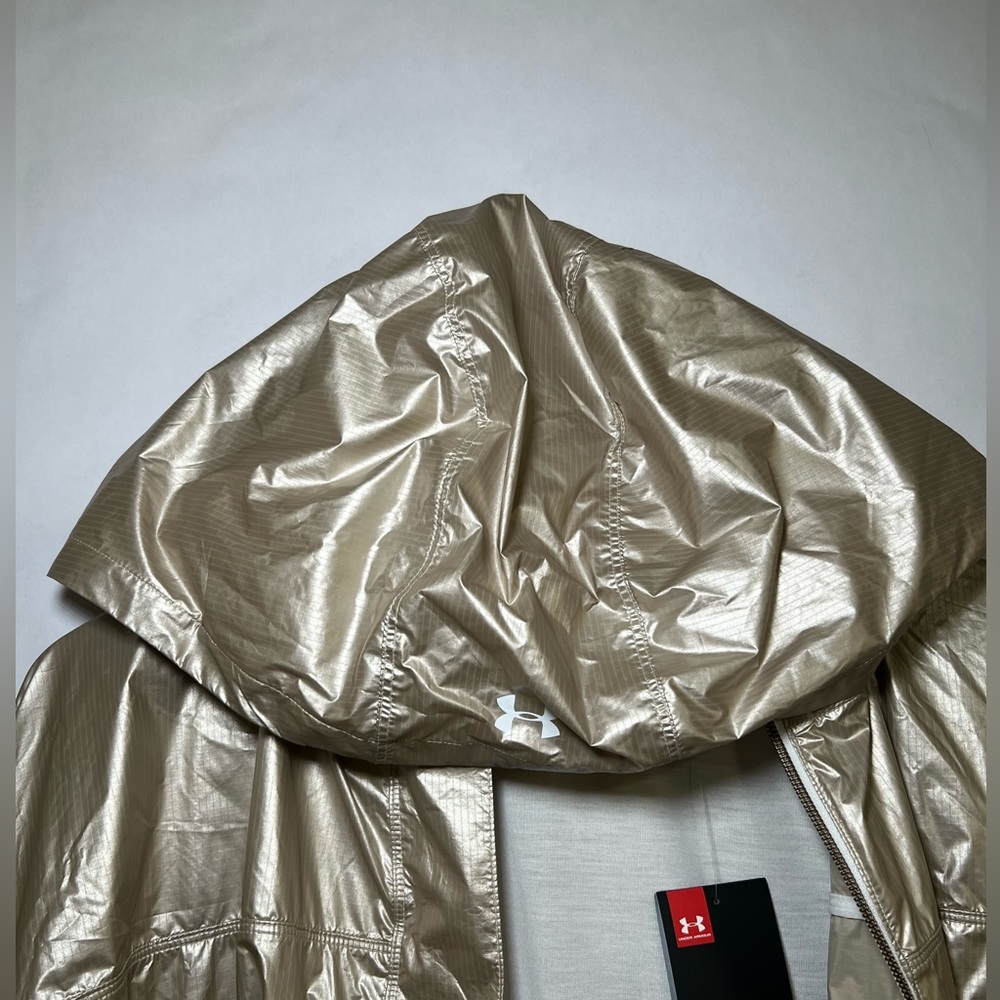 Under Armour Metallic Gold Hooded Windbreaker Jacket Size Small NWT - Picture 6 of 15
